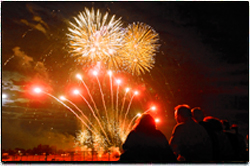 Наступающий 2019 год коллектив Невского завода ТРУБОДЕТАЛЬ  встречал в одном из красивейших мест Северной столицы: в ресторанном комплексе в акватории Невы.