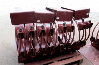 Опоры хомутовые 630 ТС-626.000-033